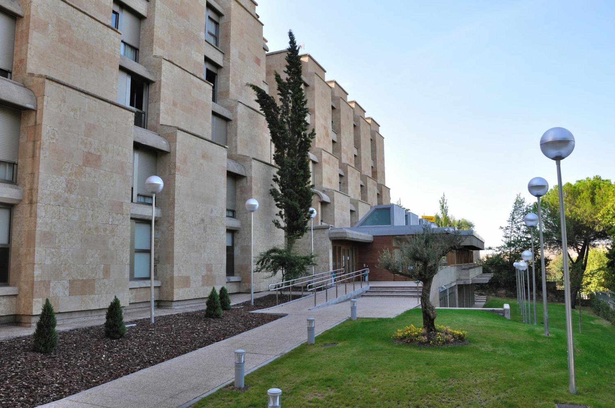 סלאמנקה Residencia Universitaria Resa Hernan Cortes מראה חיצוני תמונה